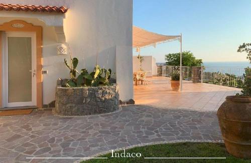 Villa In Forio Sleeps 4 With Pool Air Con And Wifi