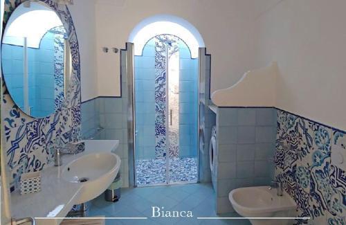 Villa In Forio Sleeps 4 With Pool Air Con And Wifi