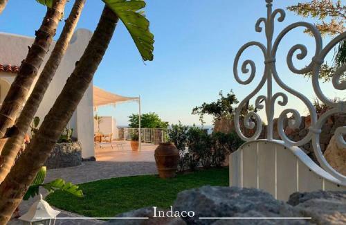 Villa In Forio Sleeps 4 With Pool Air Con And Wifi