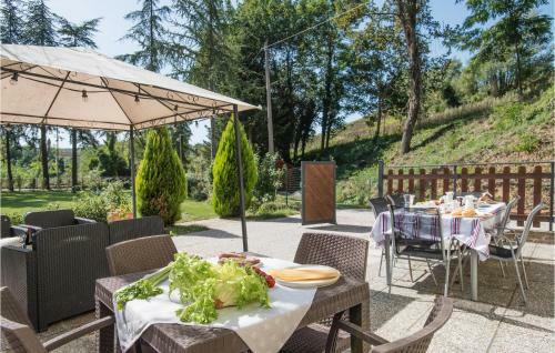 Four-bedroom Holiday Home In Casinina