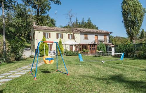 Four-bedroom Holiday Home In Casinina