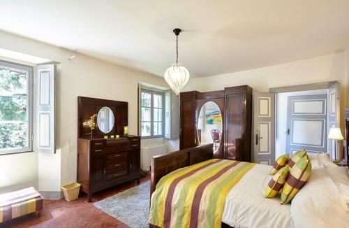Laglio Villa Sleeps 11 With Pool Air Con And Wifi