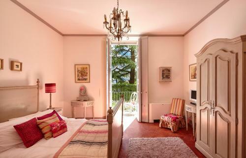 Laglio Villa Sleeps 11 With Pool Air Con And Wifi