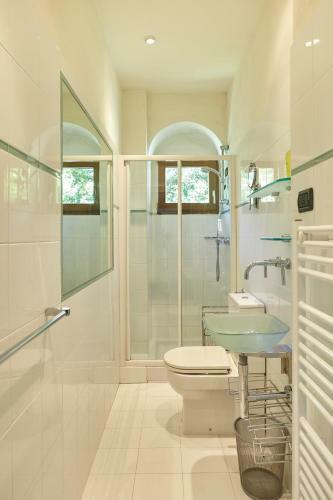 Laglio Villa Sleeps 11 With Pool Air Con And Wifi