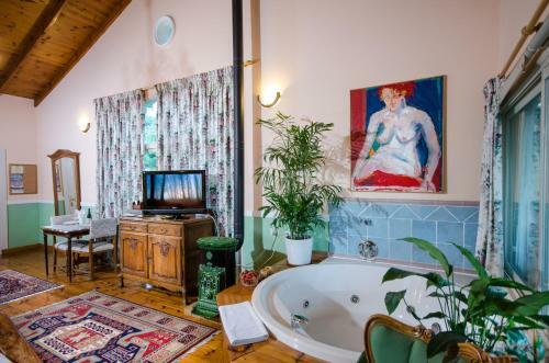 Lodge Ha'seuda Ha'achrona Suites