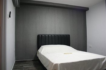 Apartamento Rich Luxury Suites