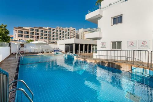 Hotel Astral Coral