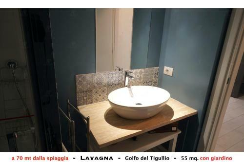 Apartamento Bilocale Con Giardino A 70 Mt Dalla Spiaggia