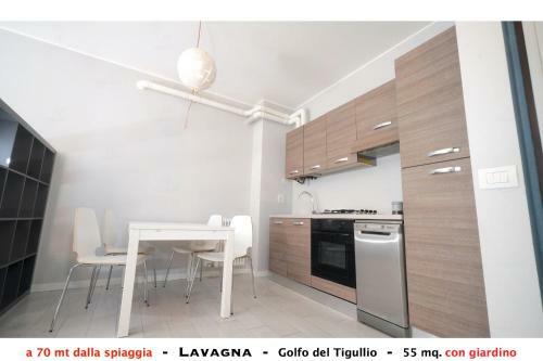 Apartamento Bilocale Con Giardino A 70 Mt Dalla Spiaggia