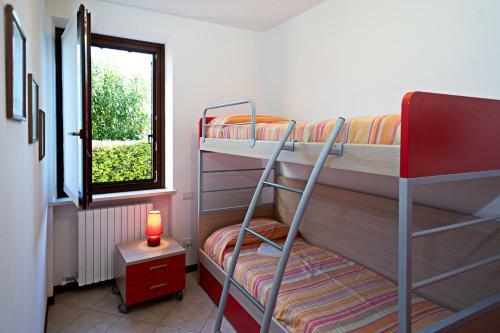 Apartment Miralago - Regarda Travel