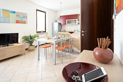 Apartment Miralago - Regarda Travel