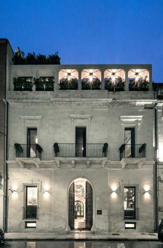 Hostal Mine & Yours Members Club
