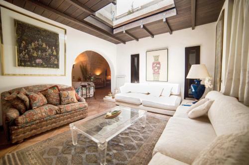 Lequile Villa Sleeps 11 With Pool Air Con And Wifi