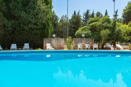 Lequile Villa Sleeps 11 With Pool Air Con And Wifi