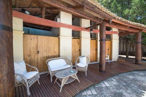 Lequile Villa Sleeps 11 With Pool Air Con And Wifi