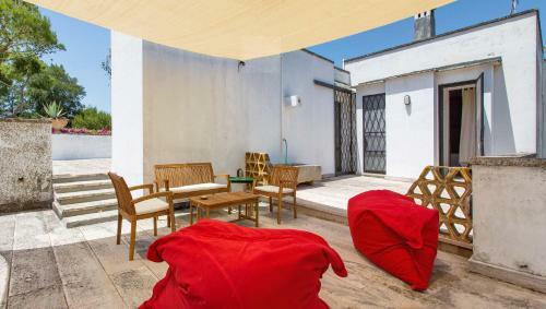 Lequile Villa Sleeps 11 With Pool Air Con And Wifi