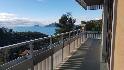 Guesthero Apartment - Lerici