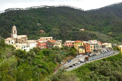 Tra Le Mura