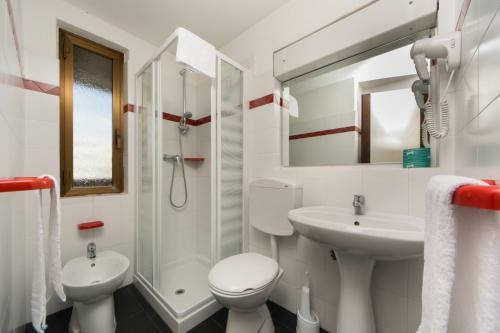Apartamento Le Rondini 1st Floor With Terrace