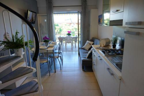 Villa Park Residence