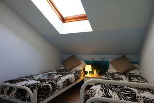 Villa Park Residence