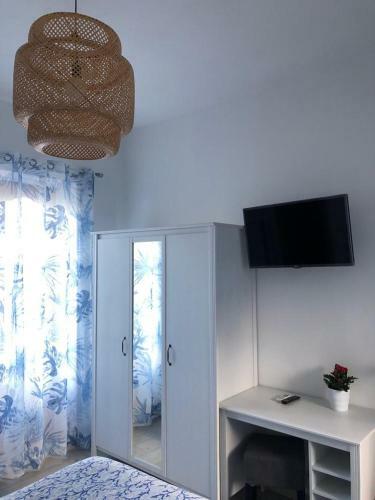 Hostal Deluxe Lipari Room