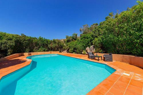 Villa Ambra White