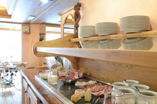 Hotel Albergo Alpenrose