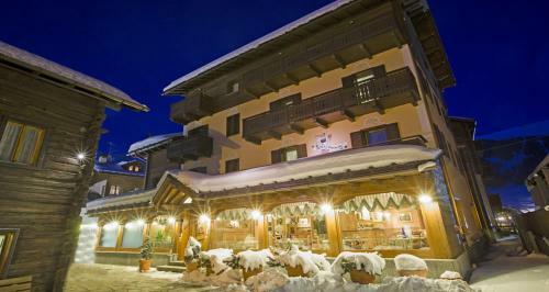 Hotel Albergo Alpenrose