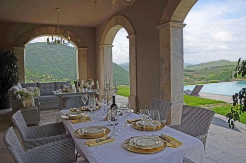 Villa Caiano Giglio