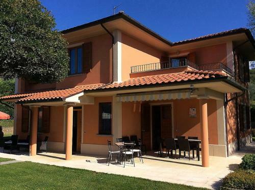 Loro Ciuffenna Villa Sleeps 12 Pool Wifi