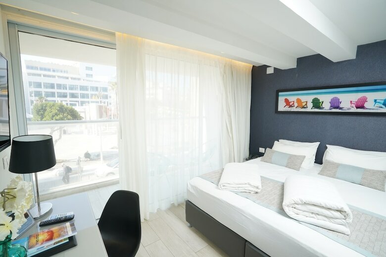 Kikar Hotel