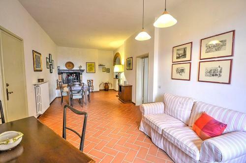 Villa In San Lazzaro Sleeps 4 With Pool And Wifi