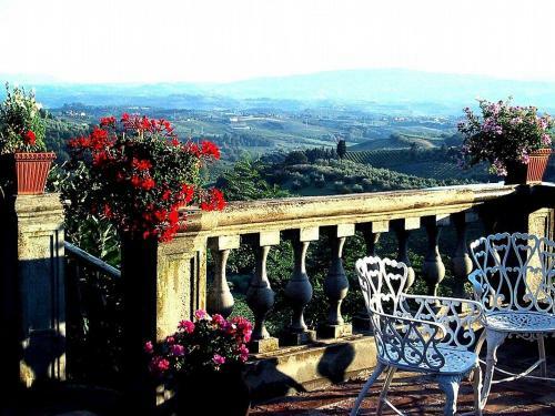 Villa In San Lazzaro Sleeps 2 With Pool And Wifi