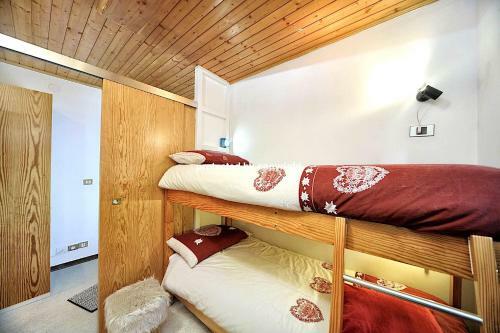 Romantic Apartment In Campiglio