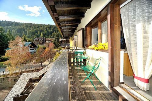 Romantic Apartment In Campiglio