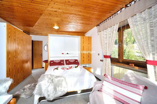 Romantic Apartment In Campiglio