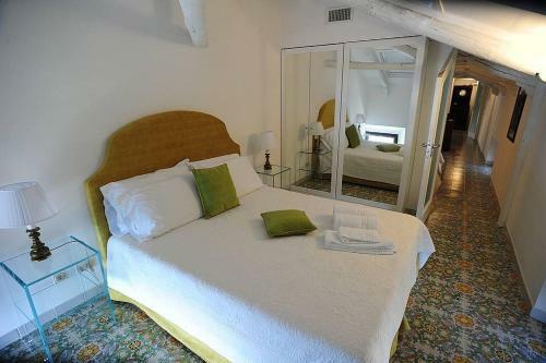 Maiori Apartment Sleeps 4 Air Con Wifi