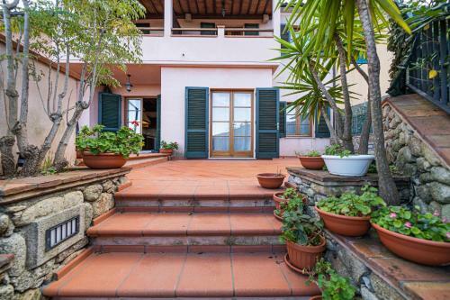 Apartamento Villa Su Due Piani A Marciana Marina