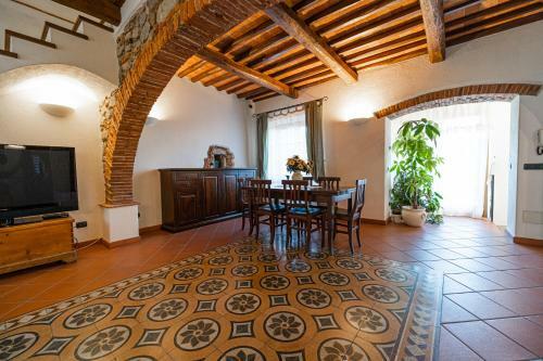 Apartamento Villa Su Due Piani A Marciana Marina