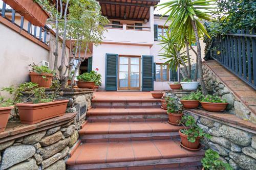 Apartamento Villa Su Due Piani A Marciana Marina