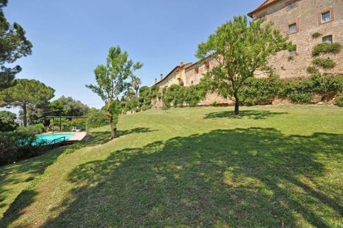 Marsiliana Apartment Sleeps 6