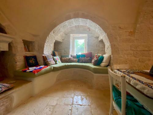 Ecletic Garden Trullo For 4 Near Alberobello