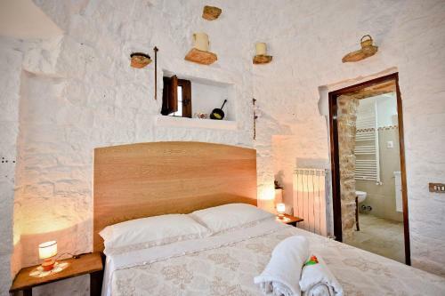 I Cinque Trulli With Swimming Pool