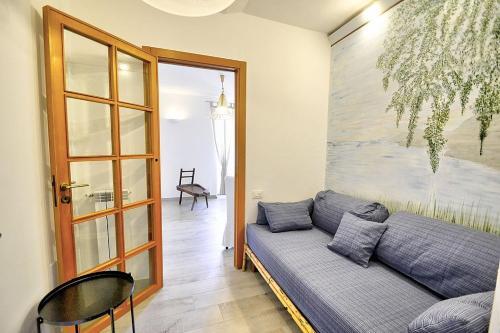 Massa Lubrense Villa Sleeps 9 With Pool And Air Con
