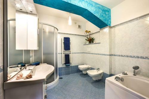 Amore Rentals - Villa Marina