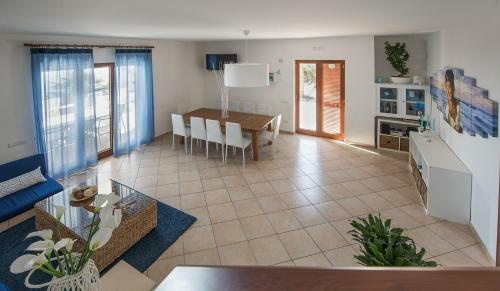 Amore Rentals - Villa Marina