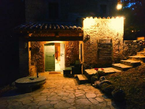 Charming 1-bed Villa In Massa Martana