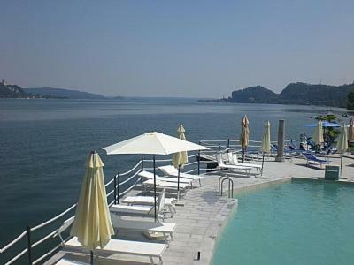 Meina Villa Sleeps 6 Pool Wifi