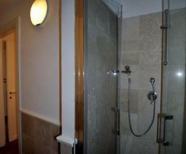 Meina Villa Sleeps 3 Pool Wifi